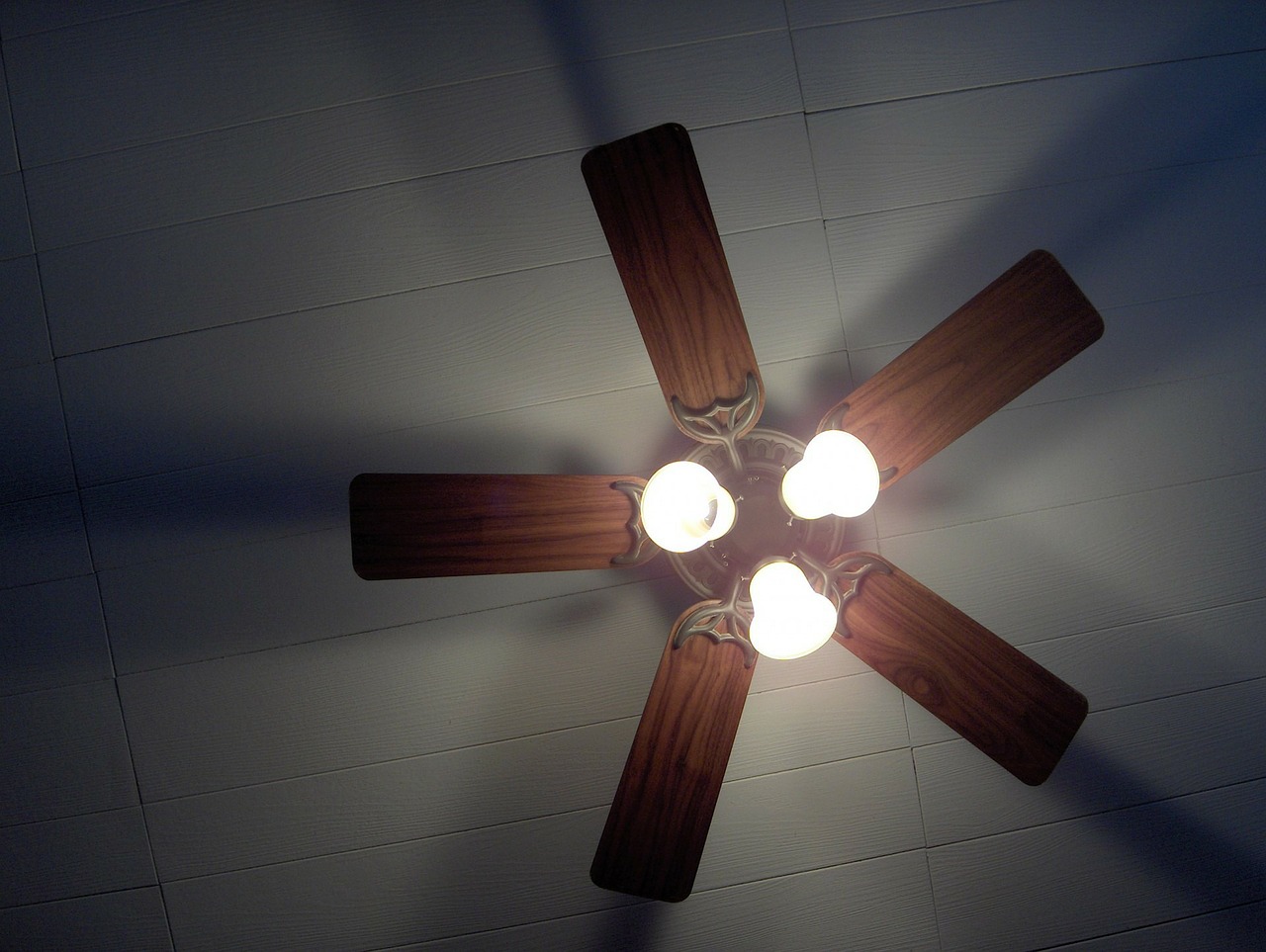 Can Ceiling Fans Benefit You? HVAC Fort Wayne, IN